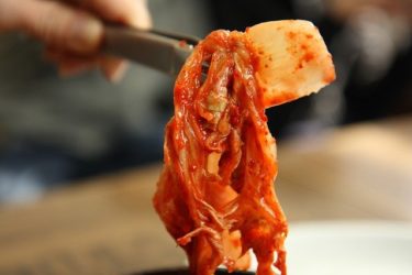 韓国政府がキムチの中国語訳規則を改変　起源論争の「泡菜」と対置させず　